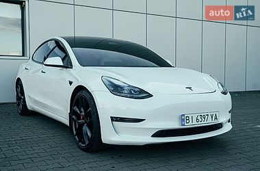 Седан Tesla Model 3 2021 в Харкові