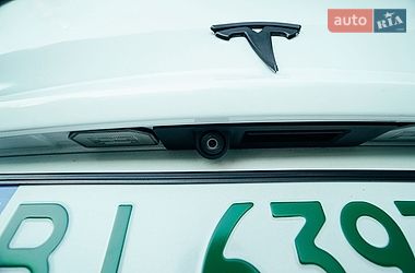 Седан Tesla Model 3 2021 в Харкові