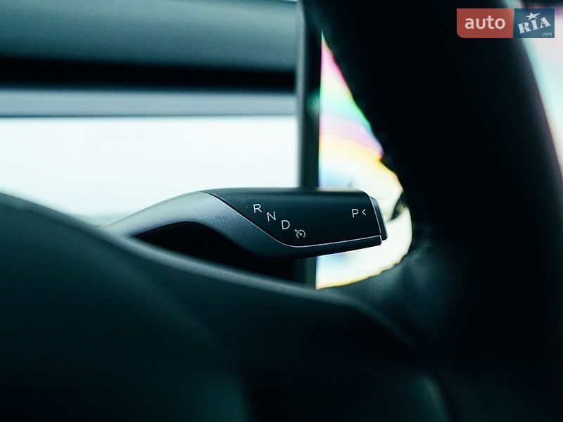 Седан Tesla Model 3 2021 в Харкові