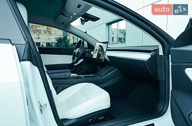 Седан Tesla Model 3 2021 в Харкові