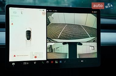 Седан Tesla Model 3 2021 в Харкові