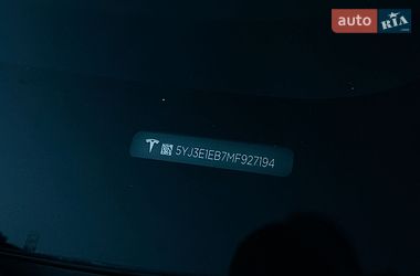 Седан Tesla Model 3 2021 в Харкові