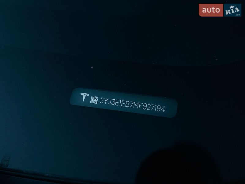 Седан Tesla Model 3 2021 в Харкові