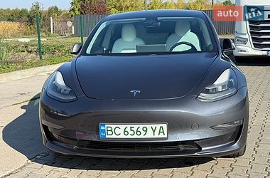 Седан Tesla Model 3 2019 в Коломые