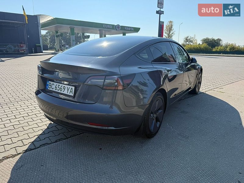 Седан Tesla Model 3 2019 в Коломые