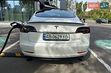 Седан Tesla Model 3 2021 в Могилев-Подольске