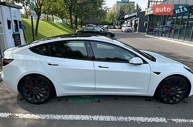 Седан Tesla Model 3 2021 в Могилев-Подольске