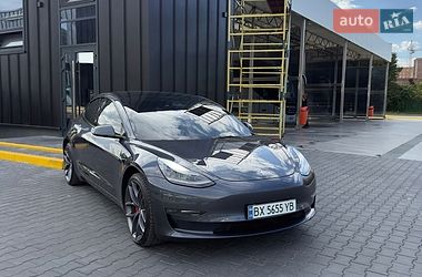 Седан Tesla Model 3 2022 в Кам'янець-Подільському