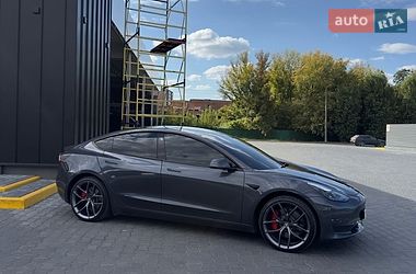 Седан Tesla Model 3 2022 в Кам'янець-Подільському