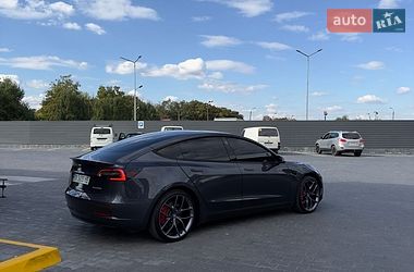 Седан Tesla Model 3 2022 в Кам'янець-Подільському