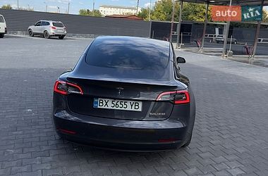 Седан Tesla Model 3 2022 в Кам'янець-Подільському