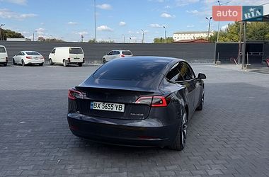 Седан Tesla Model 3 2022 в Кам'янець-Подільському