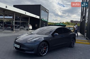 Седан Tesla Model 3 2022 в Кам'янець-Подільському