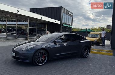 Седан Tesla Model 3 2022 в Кам'янець-Подільському