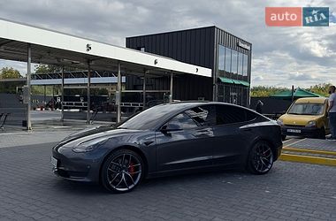 Седан Tesla Model 3 2022 в Кам'янець-Подільському