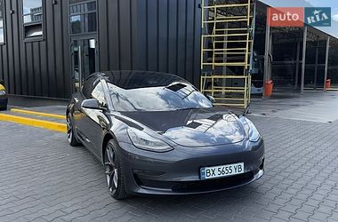 Седан Tesla Model 3 2022 в Кам'янець-Подільському