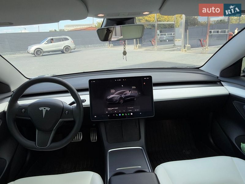 Седан Tesla Model 3 2022 в Кам'янець-Подільському