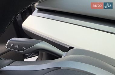 Седан Tesla Model 3 2022 в Кам'янець-Подільському