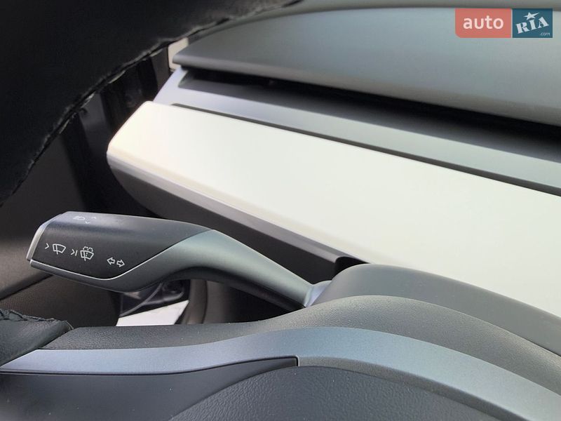 Седан Tesla Model 3 2022 в Кам'янець-Подільському
