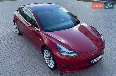 Седан Tesla Model 3 2018 в Ровно Седан Tesla Model 3 2018 в Ровно