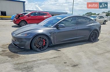 Седан Tesla Model 3 2024 в Львові