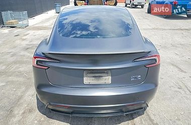 Седан Tesla Model 3 2024 в Львові