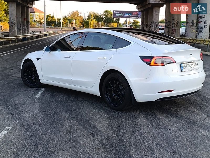 Седан Tesla Model 3 2019 в Одессе фото 8 Седан Tesla Model 3 2019 в Одессе