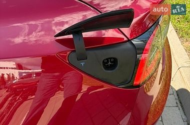 Седан Tesla Model 3 2018 в Львові