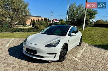 Седан Tesla Model 3 2019 в Черновцах Седан Tesla Model 3 2019 в Черновцах