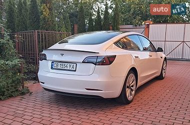 Седан Tesla Model 3 2023 в Чернігові
