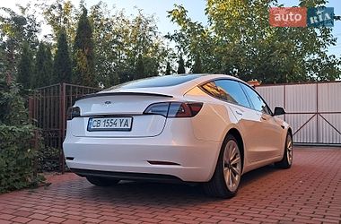 Седан Tesla Model 3 2023 в Чернігові