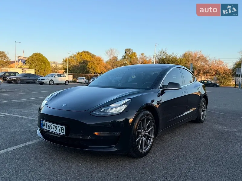 Tesla Model 3 2018