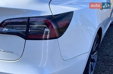 Седан Tesla Model 3 2022 в Полтаві