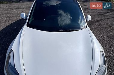 Седан Tesla Model 3 2022 в Полтаві