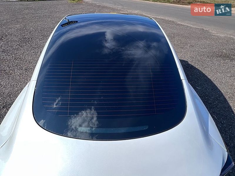Седан Tesla Model 3 2022 в Полтаві
