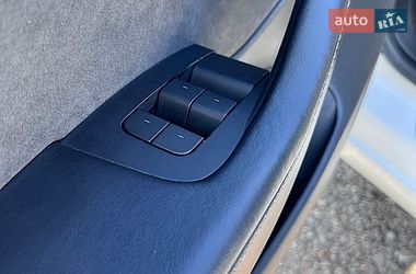 Седан Tesla Model 3 2022 в Полтаві