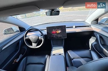 Седан Tesla Model 3 2022 в Полтаві