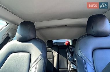 Седан Tesla Model 3 2022 в Полтаві