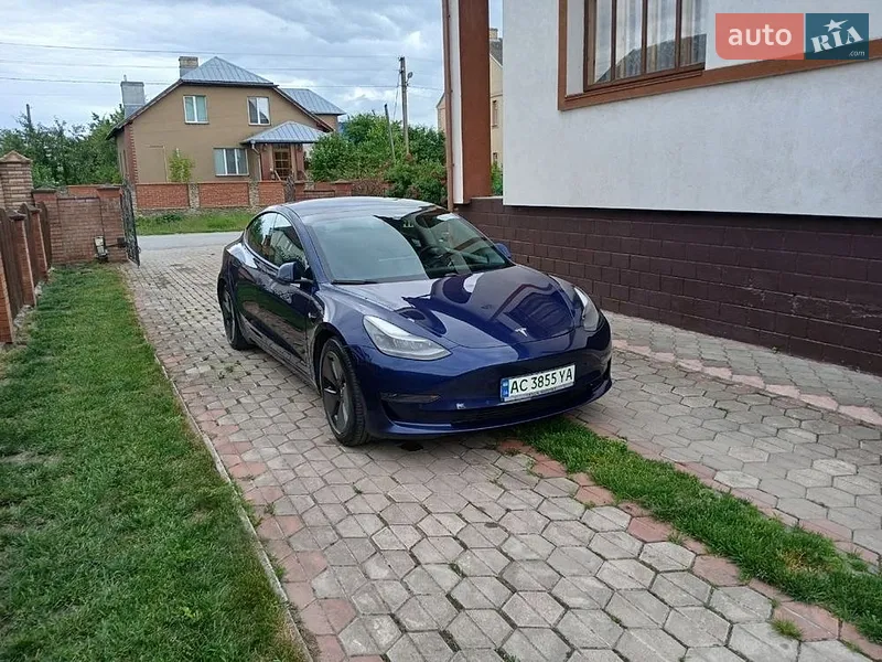Tesla Model 3 2021