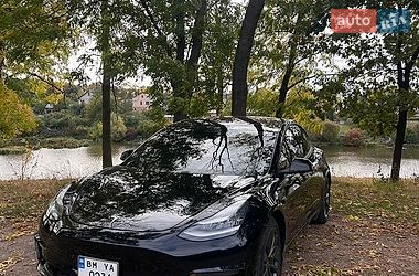 Tesla Model 3  2018