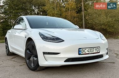 Tesla Model 3 2019