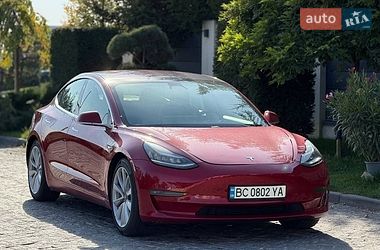 Tesla Model 3  2018