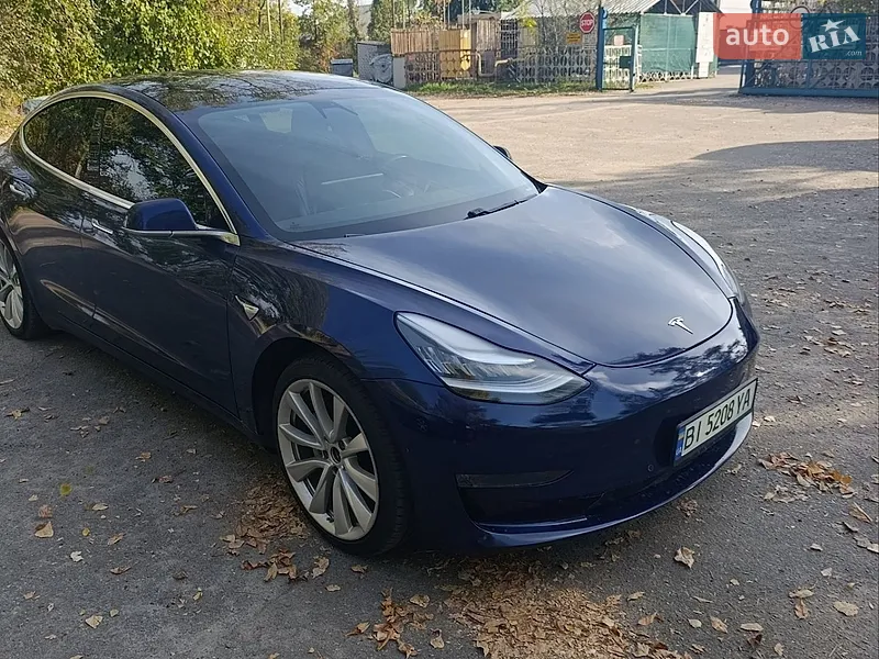 Tesla Model 3 2019