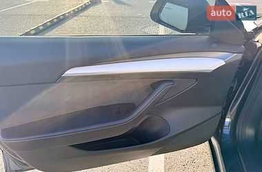 Седан Tesla Model 3 2022 в Києві