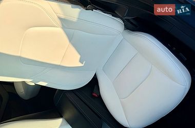 Седан Tesla Model 3 2022 в Києві