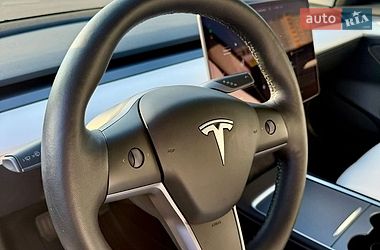 Седан Tesla Model 3 2022 в Києві
