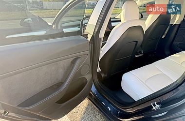 Седан Tesla Model 3 2022 в Києві