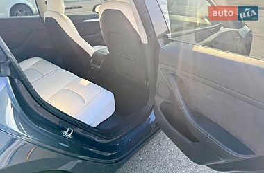 Седан Tesla Model 3 2022 в Києві