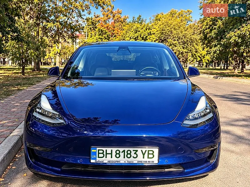 Tesla Model 3 2018