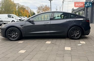 Седан Tesla Model 3 2024 в Дрогобыче Седан Tesla Model 3 2024 в Дрогобыче
